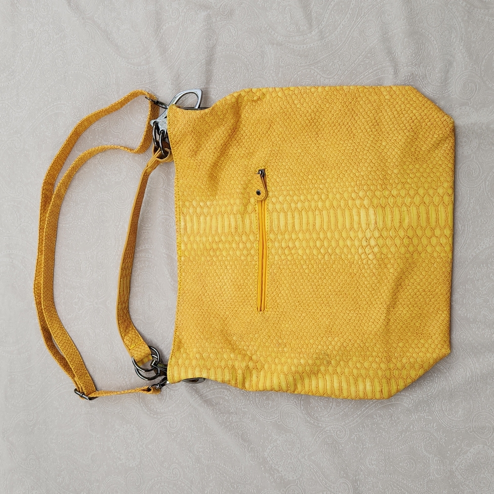 Mustard yellow snake textured bag, LARGE!!!! Imperfect - Picture 8 of 8
